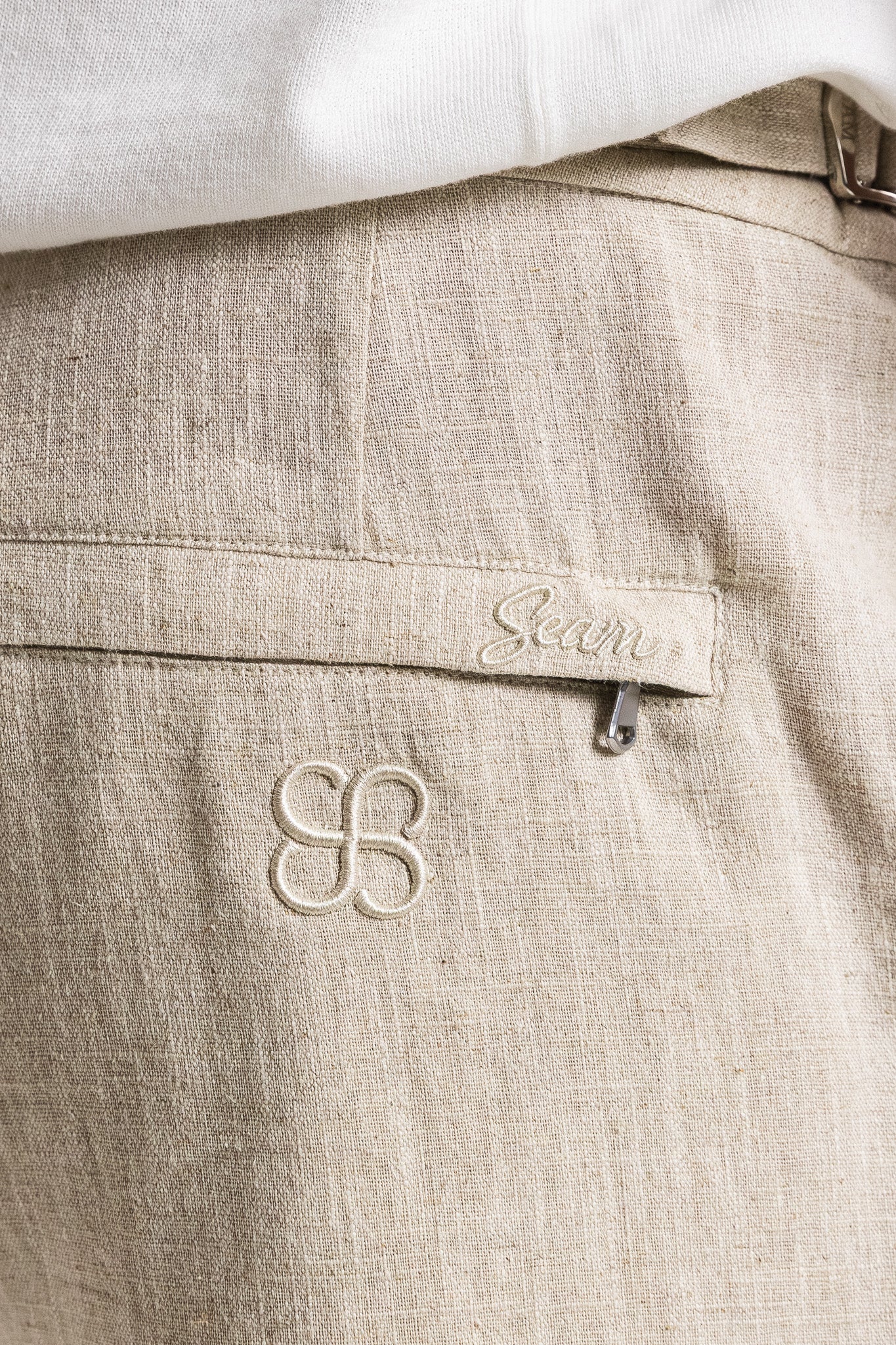 Side Tab Linen Short